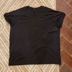 Lululemon black swiftly tech relaxed fit race length tee